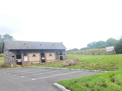 Bâtiment  Ouilly-Le -Vicomte